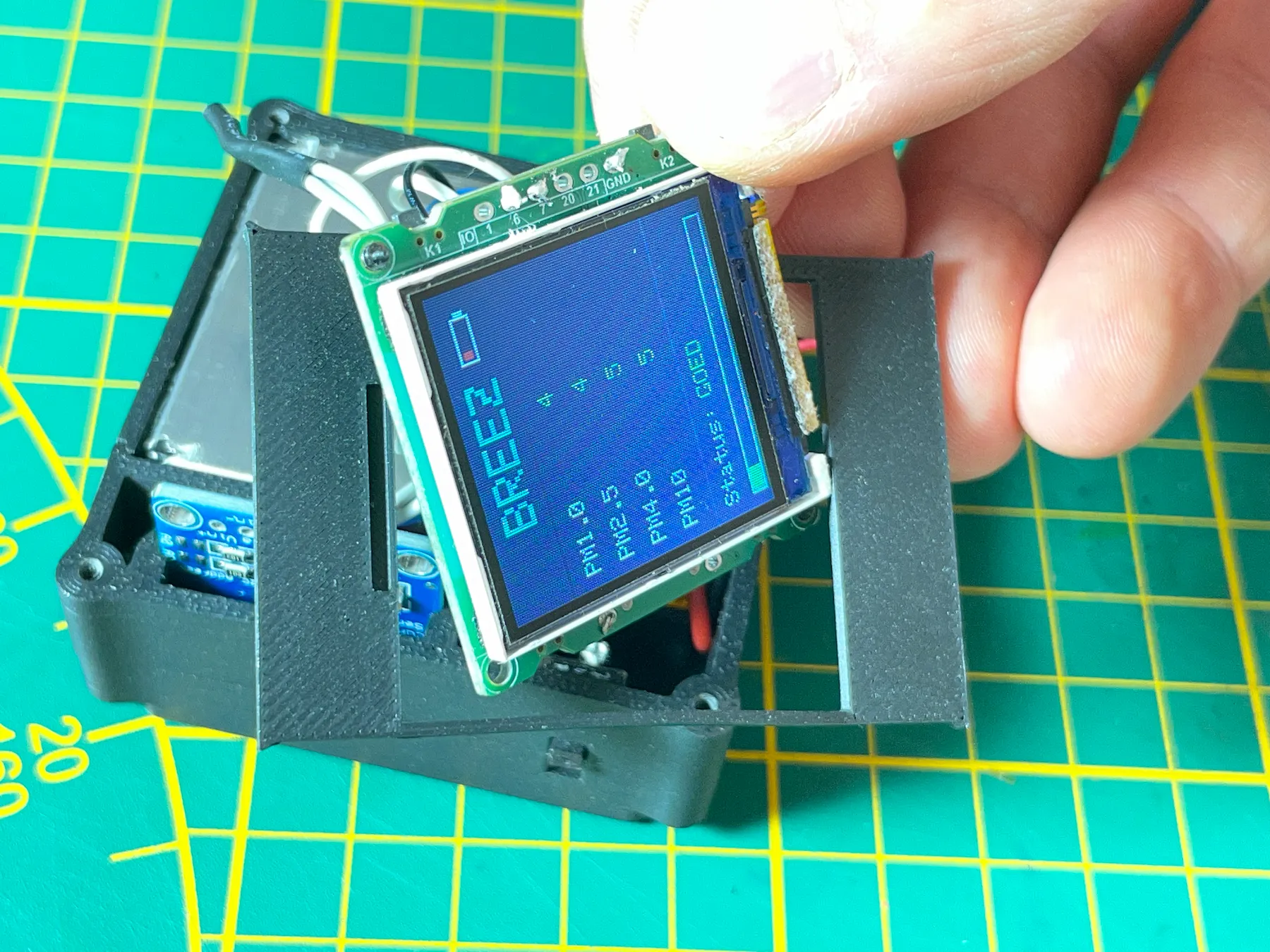 Feeding the ESP32 through the filler plate